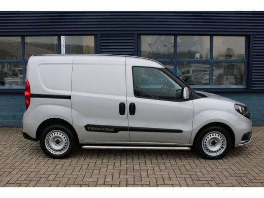Fiat Dobló Cargo 1.6 MJ 105 PK Trekking | NAVI | SIDE BARS | CAMERA ActivLease financial lease