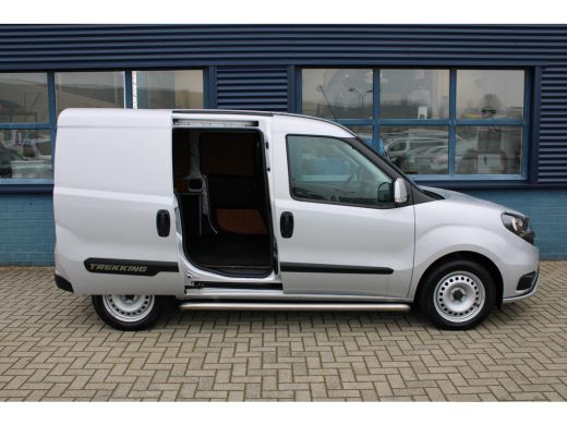 Fiat Dobló Cargo 1.6 MJ 105 PK Trekking | NAVI | SIDE BARS | CAMERA ActivLease financial lease