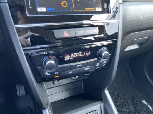 Suzuki Vitara 1.5 Hybrid Style ActivLease financial lease