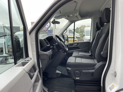 Volkswagen Crafter 35 T.G. (50) 2.0 TDI L3 Enkele cabine Dubbel lucht Highline EURO VI RWD | 3500 kg aanhangergewich... ActivLease financial lease