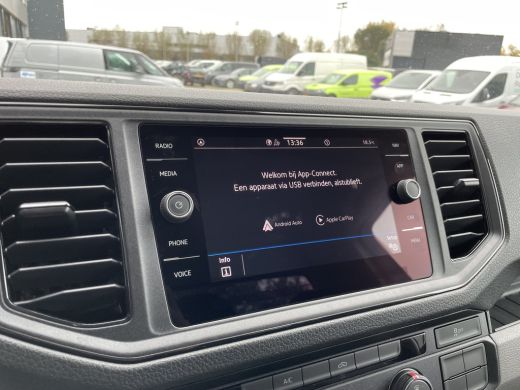 Volkswagen Crafter 35 T.G. (50) 2.0 TDI L3 Enkele cabine Dubbel lucht Highline EURO VI RWD | 3500 kg aanhangergewich... ActivLease financial lease