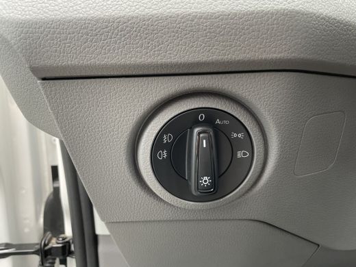 Volkswagen Crafter 35 T.G. (50) 2.0 TDI L3 Enkele cabine Dubbel lucht Highline EURO VI RWD | 3500 kg aanhangergewich... ActivLease financial lease