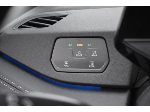 Volkswagen ID.3 58 kWh 204PK | NAVIGATIE | 18 INCH | STUUR + STOELVERW. | NIEUWSTAAT! ActivLease financial lease