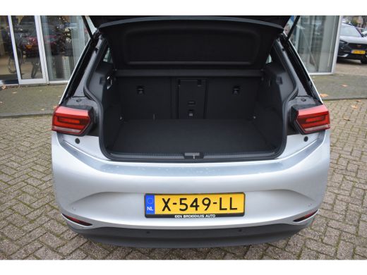 Volkswagen ID.3 58 kWh 204PK | NAVIGATIE | 18 INCH | STUUR + STOELVERW. | NIEUWSTAAT! ActivLease financial lease