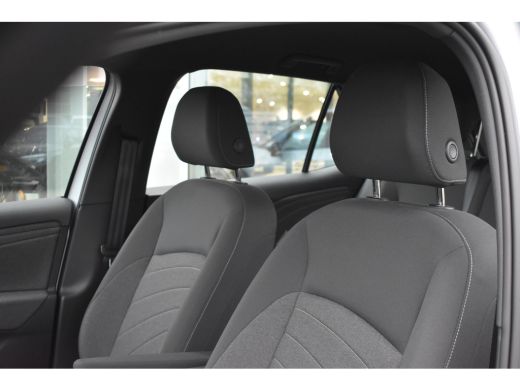 Volkswagen ID.3 58 kWh 204PK | NAVIGATIE | 18 INCH | STUUR + STOELVERW. | NIEUWSTAAT! ActivLease financial lease
