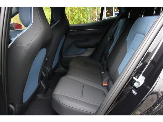 Volvo  EX30 Single Motor Extended Range Core 272pk | Adaptieve Cruise Control | Achteruitrijcamera | Dodehoek... ActivLease financial lease