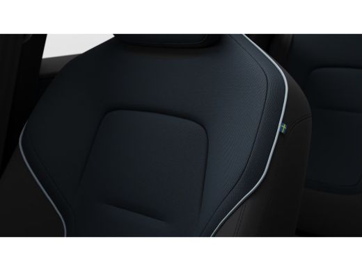 Volvo  EX30 Single Motor Extended Range Plus 272pk | 19" Lichtmetalen velgen | LED-verlichting | Getint glas ... ActivLease financial lease