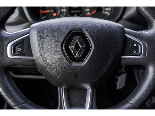 Renault Master 2.3 dCi L2H2 | Euro 6 | 136 PK | Cruise | Airco | Navigatie | LED ActivLease financial lease