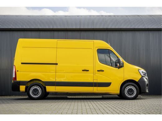 Renault Master 2.3 dCi L2H2 | Euro 6 | 136 PK | Cruise | Airco | Navigatie | LED ActivLease financial lease