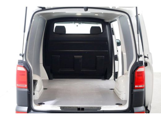 Volkswagen Transporter T6 2.0 TDI 150pk E6 DSG-Automaat Airco/Navi/Standkachel 08-2018 ActivLease financial lease