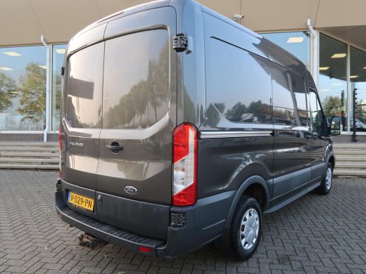 Ford Transit 310 2.0 125 PK TDCI *EURO 6* L2H2 + CAMERA / TREKHAAK 2600 KG / NAVI / DAB ActivLease financial lease