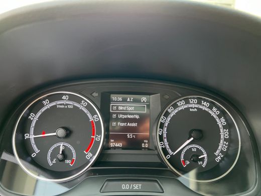 Skoda Fabia Combi 1.0 TSI 96pk Panoramadak/Trekhaak/€36 p/mnd/Carplay/Led ActivLease financial lease