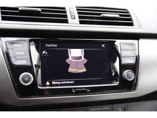 Skoda Fabia Combi 1.0 TSI 96pk Panoramadak/Trekhaak/€36 p/mnd/Carplay/Led ActivLease financial lease