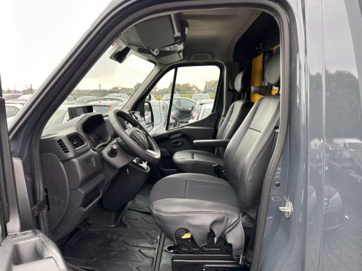 Renault Master T35 2.3 dCi 150 L3 Energy Aut. *CAMERA | AIRCO | CRUISE | RADIO-MP3 | AIR-PRESSURE-SEAT* ActivLease financial lease