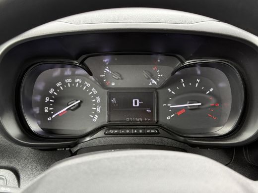 Toyota PROACE CITY 1.5 D-4D 102 PK / L2H1 / 1e EIG. / AIRCO / CRUISE / NAVI / CAMERA / CARPLAY ActivLease financial lease