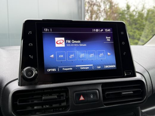 Toyota PROACE CITY 1.5 D-4D 102 PK / L2H1 / 1e EIG. / AIRCO / CRUISE / NAVI / CAMERA / CARPLAY ActivLease financial lease