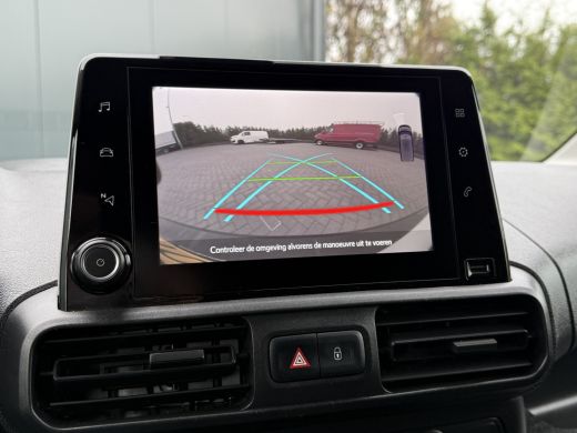 Toyota PROACE CITY 1.5 D-4D 102 PK / L2H1 / 1e EIG. / AIRCO / CRUISE / NAVI / CAMERA / CARPLAY ActivLease financial lease