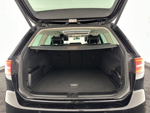 Volkswagen Passat Variant 2.0 BiTDI 4Motion Highline Executive-Pack Aut. *PANO | ADAPTIVE-CRUISE | DIGI-COCKPIT | N... ActivLease financial lease