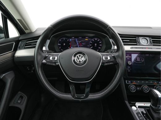 Volkswagen Passat Variant 2.0 BiTDI 4Motion Highline Executive-Pack Aut. *PANO | ADAPTIVE-CRUISE | DIGI-COCKPIT | N... ActivLease financial lease