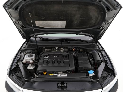 Volkswagen Passat Variant 2.0 BiTDI 4Motion Highline Executive-Pack Aut. *PANO | ADAPTIVE-CRUISE | DIGI-COCKPIT | N... ActivLease financial lease