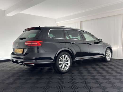 Volkswagen Passat Variant 2.0 BiTDI 4Motion Highline Executive-Pack Aut. *PANO | ADAPTIVE-CRUISE | DIGI-COCKPIT | N... ActivLease financial lease