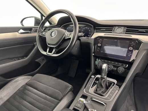 Volkswagen Passat Variant 2.0 BiTDI 4Motion Highline Executive-Pack Aut. *PANO | ADAPTIVE-CRUISE | DIGI-COCKPIT | N... ActivLease financial lease