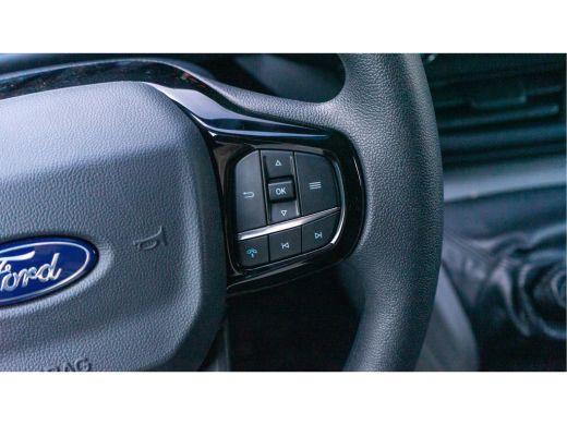 Ford Transit Custom V710 Transit Custom V710 320 L1H1 Bestelauto Limited E6.2 100 kW / 136 pk A/T | 17" Lichtmetalen ... ActivLease financial lease