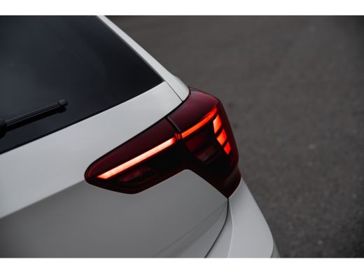 Volkswagen Polo Volkswagen Life Edition Inclusief €2000,- inruilvoordeel + €1000,- korting  | 'App-Connect' draad... ActivLease financial lease