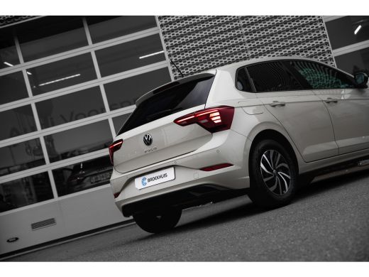 Volkswagen Polo Volkswagen Life Edition Inclusief €2000,- inruilvoordeel + €1000,- korting  | 'App-Connect' draad... ActivLease financial lease