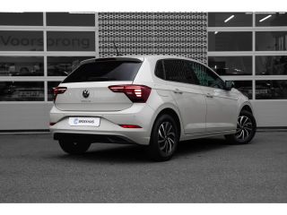 Volkswagen Polo Volkswagen Life Edition Inclusief €2000,- inruilvoordeel + €1000,- korting  | 'App-Connect' draad...