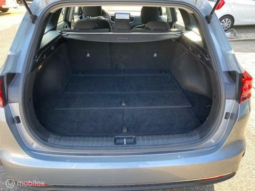 Kia Ceed Sportswagon 1.0 T-GDi DynamicLine Ruime stationwagon Navigatie , Camera , Climate & Cruise controle , Voorsto... ActivLease financial lease