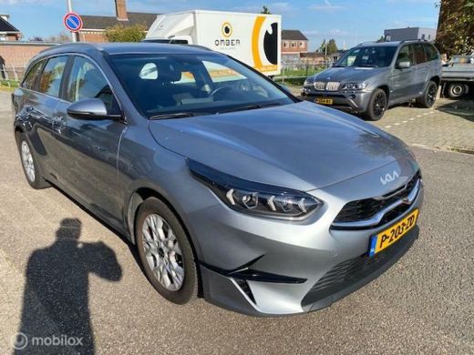 Kia Ceed Sportswagon 1.0 T-GDi DynamicLine Ruime stationwagon Navigatie , Camera , Climate & Cruise controle , Voorsto... ActivLease financial lease