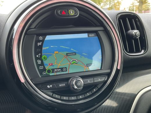Mini Countryman 2.0 Cooper S E ALL4 PHEV Cruise Navi Sfeerverlichting Elek.klep Green Beauty! ActivLease financial lease