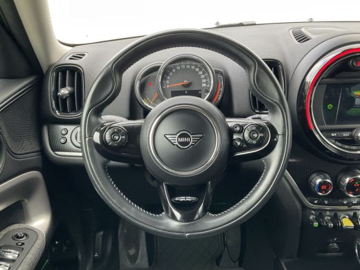 Mini Countryman 2.0 Cooper S E ALL4 PHEV Cruise Navi Sfeerverlichting Elek.klep Green Beauty! ActivLease financial lease