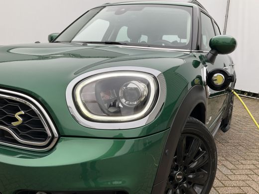 Mini Countryman 2.0 Cooper S E ALL4 PHEV Cruise Navi Sfeerverlichting Elek.klep Green Beauty! ActivLease financial lease