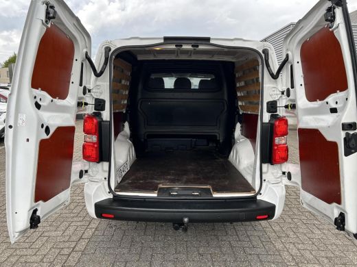 Toyota ProAce Worker 2.0 D-4D Professional Long DC ActivLease financial lease