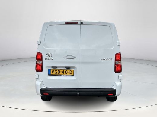 Toyota ProAce Worker 2.0 D-4D Professional Long DC ActivLease financial lease