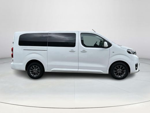 Toyota ProAce Worker 2.0 D-4D Professional Long DC ActivLease financial lease