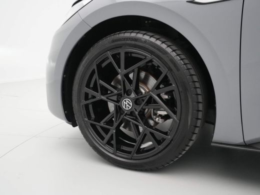 Volkswagen ID.3 Pure 45 kWh Private Lease 450,- pm obv 10.000km/48mnd 90 ActivLease financial lease