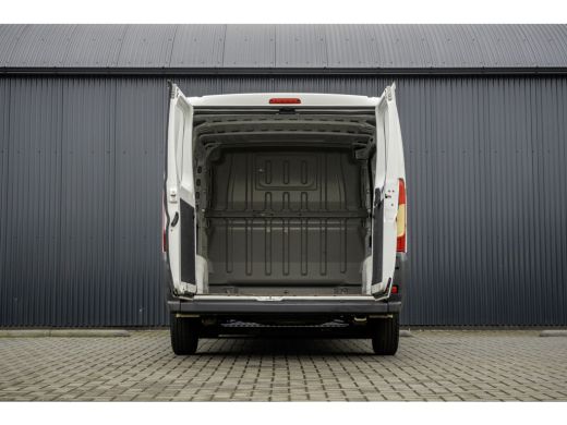 Citroën Jumper 2.0 BlueHDi L1H1 | Euro 6 | 131 PK | Cruise | Airco | Camera | Navigatie ActivLease financial lease