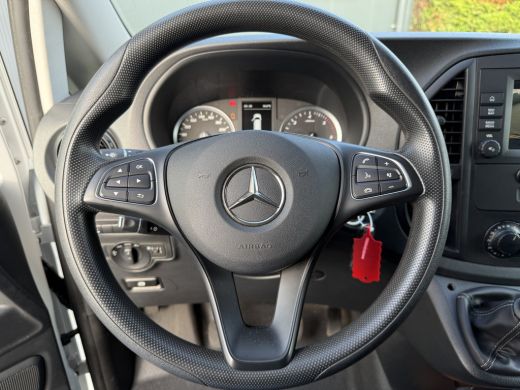 Mercedes Vito 116 CDI 164 PK / L2H1 / TREKHAAK / CAMERA / WERKVERKEER / ZWAAIBALK / ROLLSIGN / ACTIERAAM ActivLease financial lease