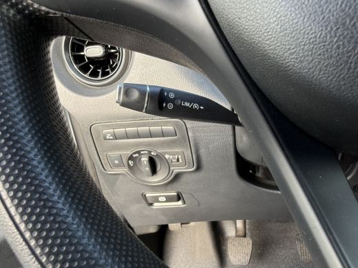 Mercedes Vito 116 CDI 164 PK / L2H1 / TREKHAAK / CAMERA / WERKVERKEER / ZWAAIBALK / ROLLSIGN / ACTIERAAM ActivLease financial lease