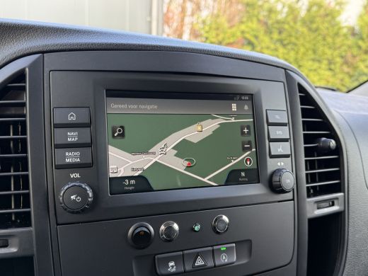 Mercedes Vito 116 CDI 164 PK / L2H1 / TREKHAAK / CAMERA / WERKVERKEER / ZWAAIBALK / ROLLSIGN / ACTIERAAM ActivLease financial lease