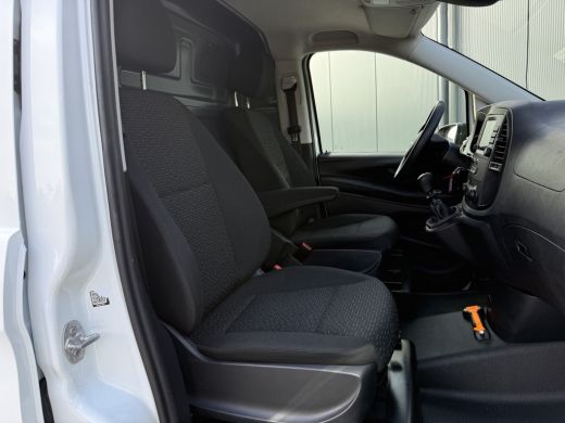 Mercedes Vito 116 CDI 164 PK / L2H1 / TREKHAAK / CAMERA / WERKVERKEER / ZWAAIBALK / ROLLSIGN / ACTIERAAM ActivLease financial lease