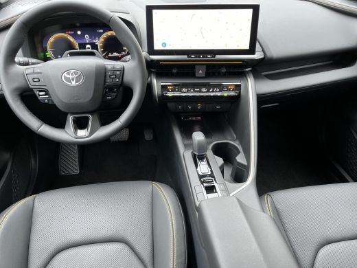 Toyota C-HR 2.0 Plug-in Hybrid 220 Première Edition | Demonstratievoertuig | Pearl White met zwart dak | ActivLease financial lease