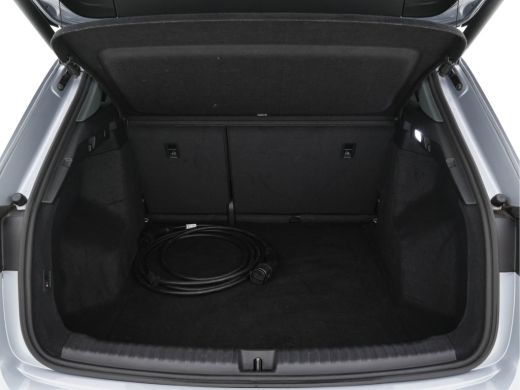 Audi Q4 e-tron 40 Launch-Edition Advanced-Plus 77 kWh [ 3-Fase ] (INCL-BTW) *HEATPUMP | ADAPT-CRUISE | MATRIX-LE... ActivLease financial lease
