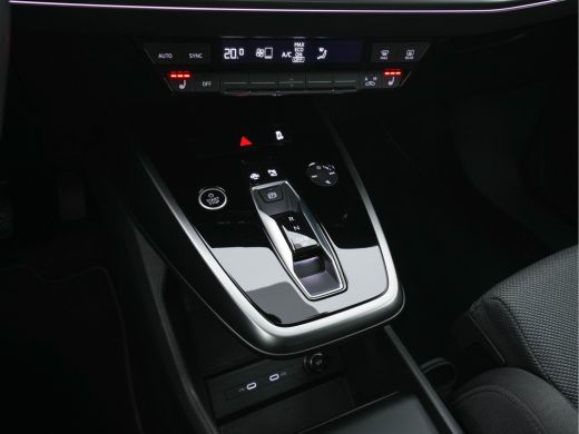 Audi Q4 e-tron 40 Launch-Edition Advanced-Plus 77 kWh [ 3-Fase ] (INCL-BTW) *HEATPUMP | ADAPT-CRUISE | MATRIX-LE... ActivLease financial lease