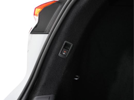 Audi Q4 e-tron 40 Launch-Edition Advanced-Plus 77 kWh [ 3-Fase ] (INCL-BTW) *HEATPUMP | ADAPT-CRUISE | MATRIX-LE... ActivLease financial lease