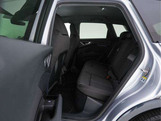 Audi Q4 e-tron 40 Launch-Edition Advanced-Plus 77 kWh [ 3-Fase ] (INCL-BTW) *HEATPUMP | ADAPT-CRUISE | MATRIX-LE... ActivLease financial lease