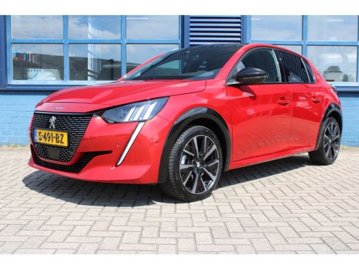 Peugeot 208 1.2 PureTech GT Pack Glazendak, Parkeersensoren V+A , sportstoelen , achteruitrijcamera ,navigati... ActivLease financial lease